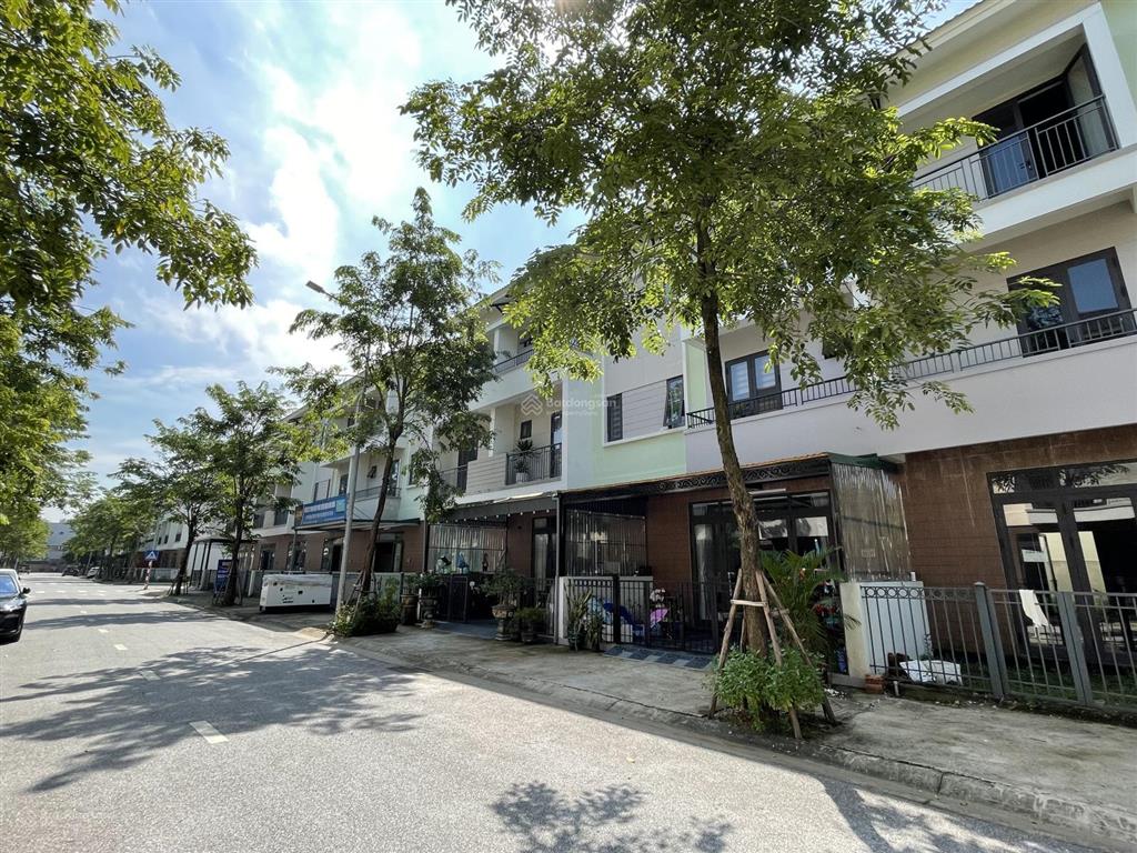 Shophouse 2 mặt tiền chỉ 6,x tỷ tại vsip từ sơn, cách hồ gươm 12km, tiện ích, cư dân đông