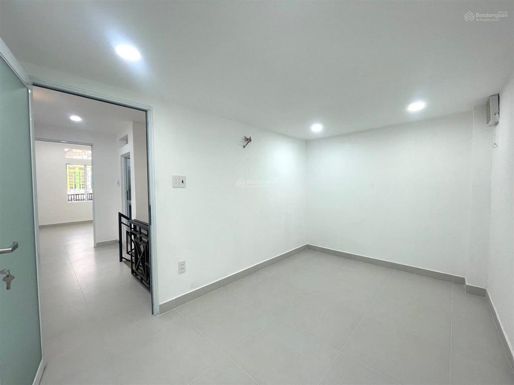 Nhà mới 2t ở ngay,4x12 sát mặt tiền nguyễn phúc chu tân bình nhỉnh 5 tỷ