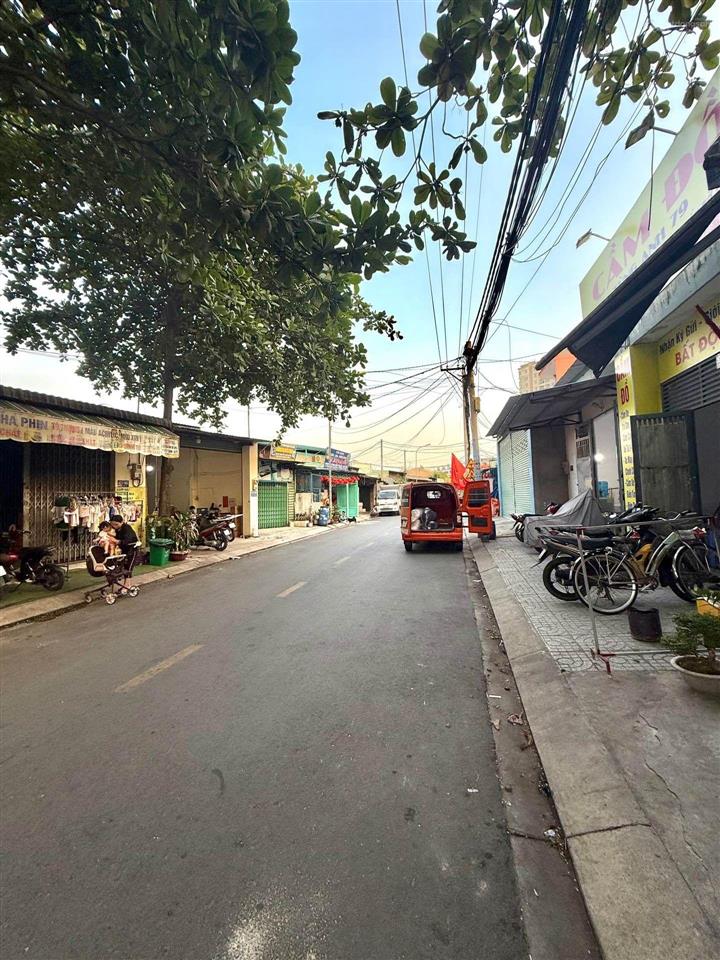 Bán dãy trọ mặt tiền trần thị hè quận 12, 100m chỉ hơn 6 tỷ, sổ vuông đẹp