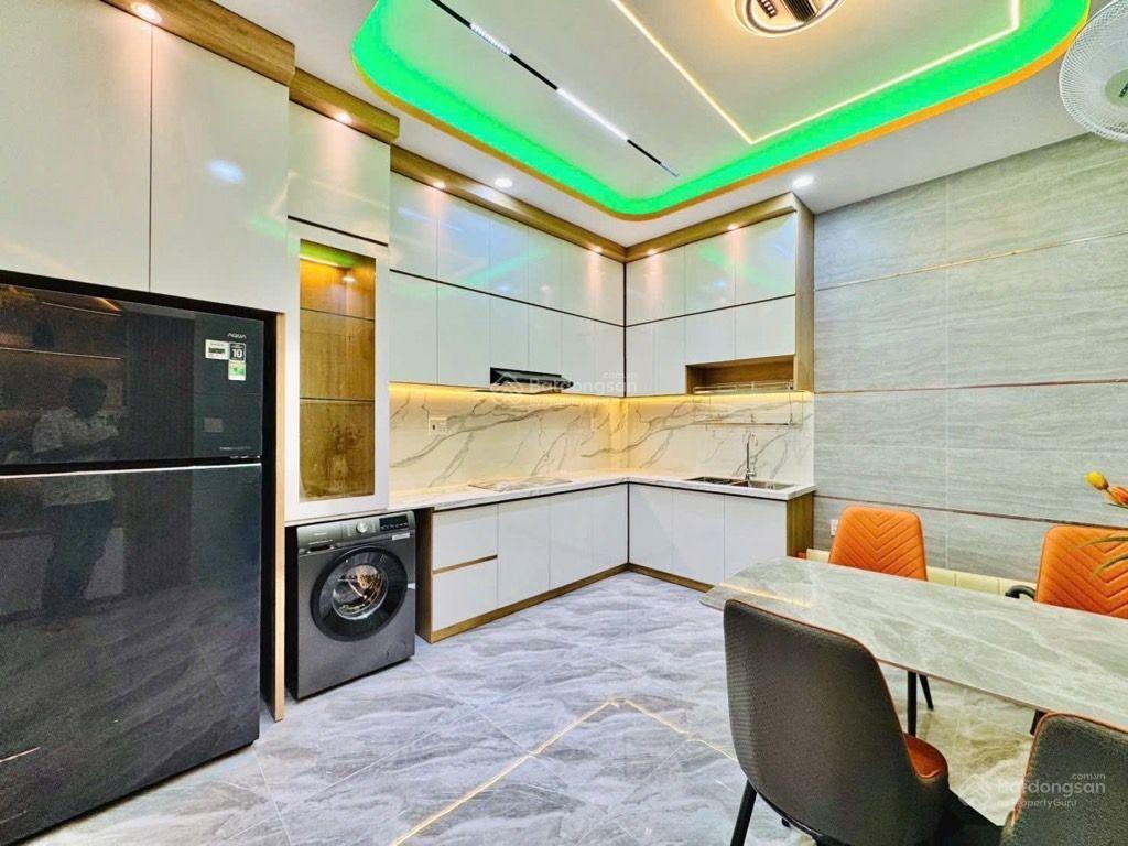 Nhà mới 3t, 4pn hẻm 5m huỳnh văn nghệ gò vấp 4x18 chỉ nhỉnh 7 tỷ, sổ vuông