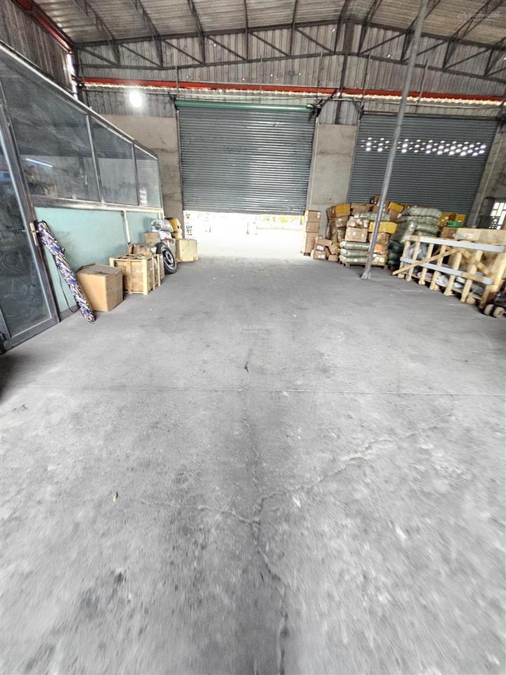 Kho xưởng mặt tiền nguyễn văn bứa bà điểm, hóc môn dòng tiền 50 triệu/tháng 1260m  35 tỷ tl