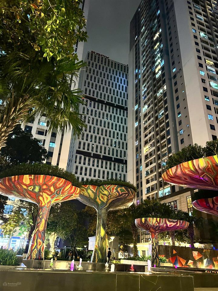 Bán gấp căn 2pn goldmark city  83m2 full nội thất cao cấp  sổ đỏ chính chủ  7 tỷ