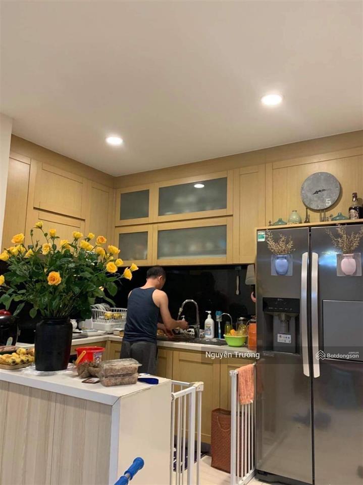 Bán căn hộ rẻ nhất dự án thăng long number one 117m2, 3pn, nhà có ban công, view đẹp. giá 9.5 tỷ