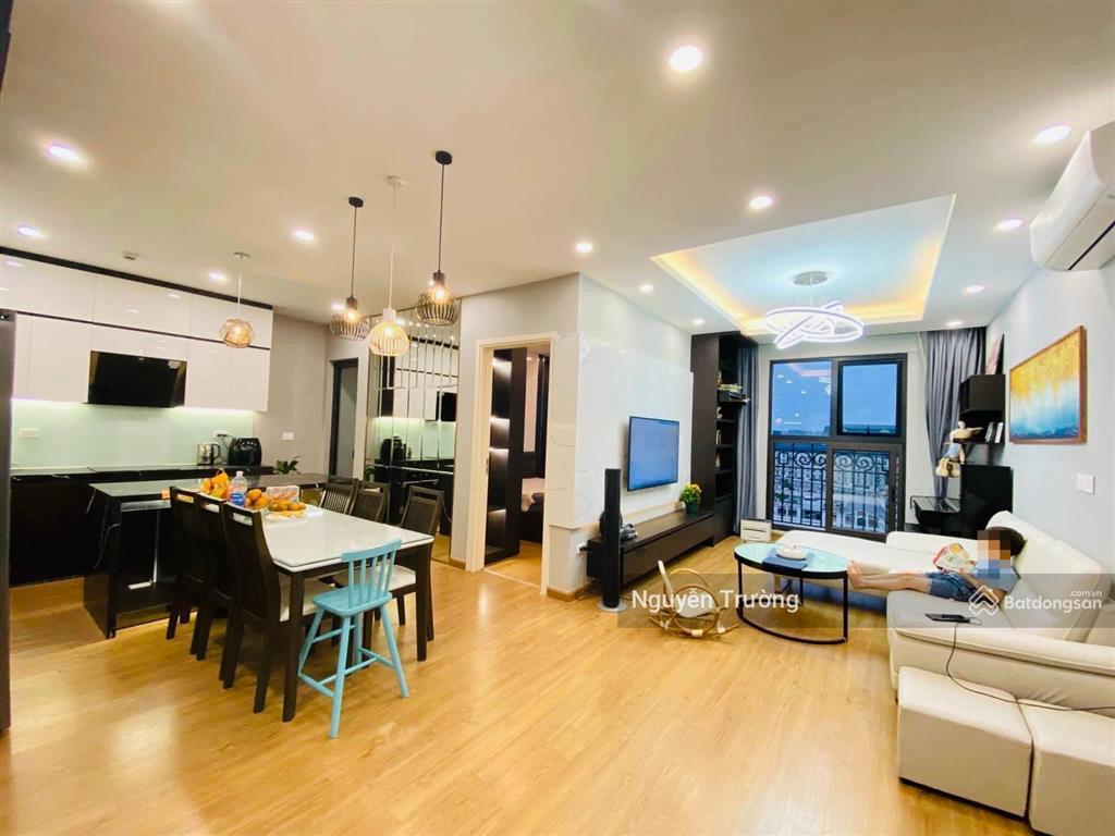 Cần bán căn hộ 96m2, 3pn, cửa tn, ban công đb, chung cư ct8  the emerald, giá chỉ 8.5 tỷ