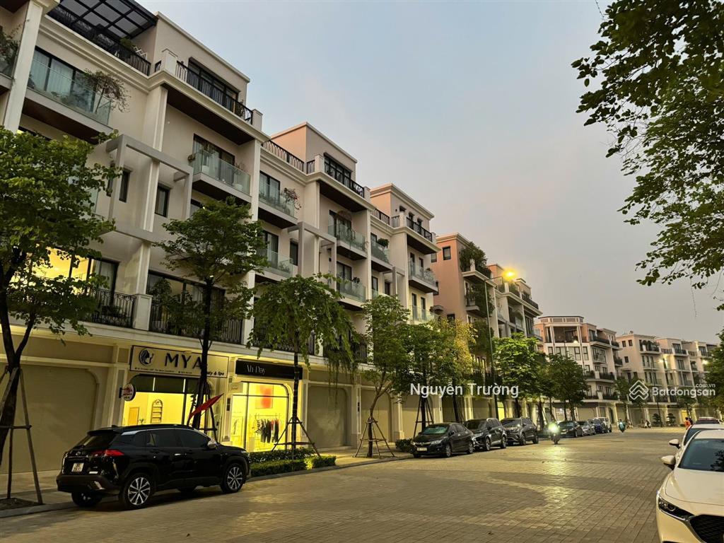 Bán lô liền kề mặt phố đi bộ 75m², 5 tầng, full đồ cao cấp, kđt the manor central park. giá 32 tỷ