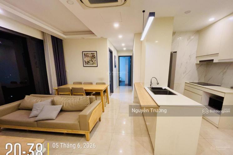 (giá thật) bán căn hộ 94m2, 3pn 2vs, full đồ, view hồ, chung cư vinhomes d'capitale. giá 9 tỷ