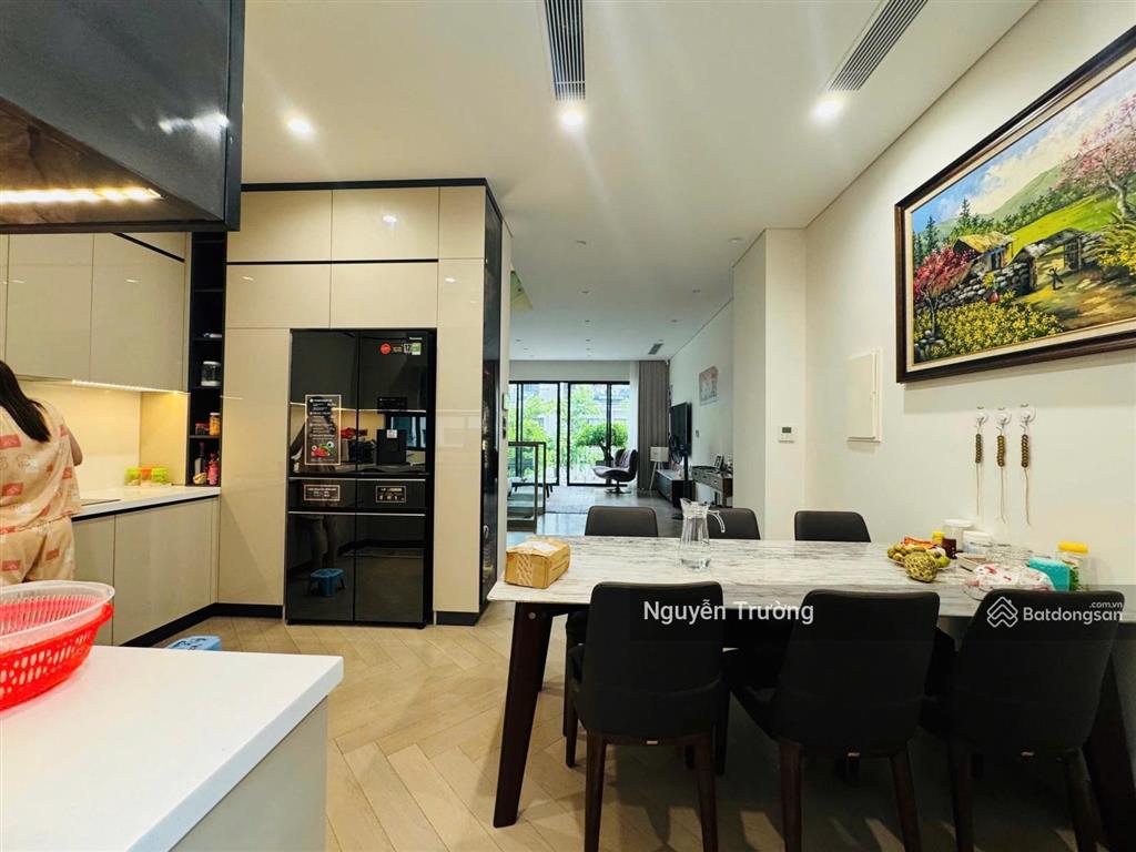 Bán lô liền kề view phố đi bộ 75m², 5 tầng, full đồ cao cấp, kđt the manor central park. giá 30 tỷ