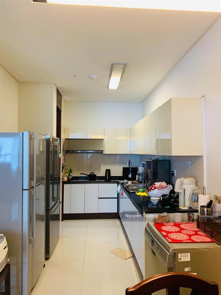 Nhà mình bán căn hộ 126m², 3pn 2vs, nhà vuông vắn, chung cư keangnam. giá chỉ 11,3 tỷ