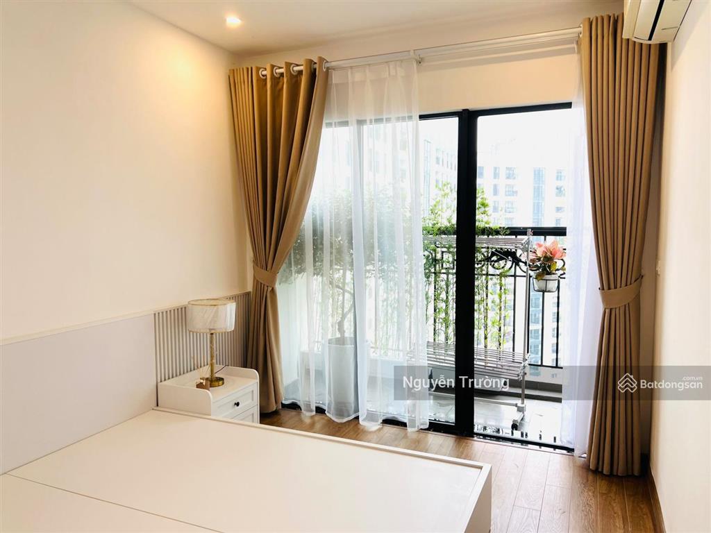 Bán cắt lỗ căn hộ 81m2, cửa tn, ban công đb, full đồ đẹp, chung cư the emerald. giá chỉ 6 tỷ