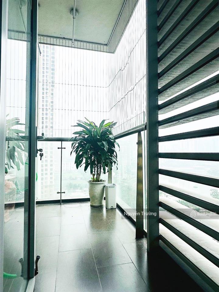 Giá thật bán căn hộ 119m2, trục 12 tòa b, căn góc 3pn, full đồ, cc thăng long n01. giá chỉ 8.4 tỷ