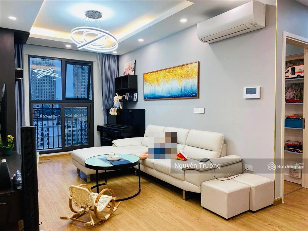Cần bán căn hộ 96m2, 3pn, cửa tn, ban công đb, chung cư ct8  the emerald, giá chỉ 7,9 tỷ