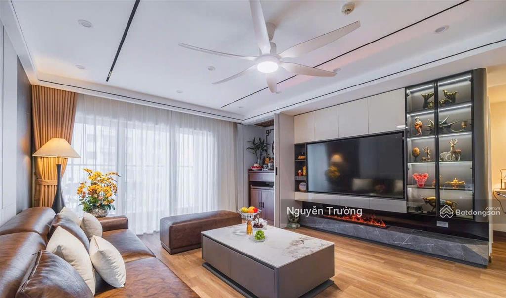 (tháng 10) quỹ căn hộ 2pn 3pn 4pn, penthouse được chủ nhà tin tưởng gửi bán cc the zei. giá 79tr/m2
