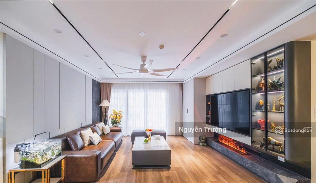 (tháng 10) quỹ căn hộ 2pn 3pn 4pn, penthouse được chủ nhà tin tưởng gửi bán cc the zei. giá 79tr/m2