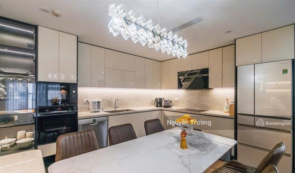 (tháng 10) quỹ căn hộ 2pn 3pn 4pn, penthouse được chủ nhà tin tưởng gửi bán cc the zei. giá 79tr/m2