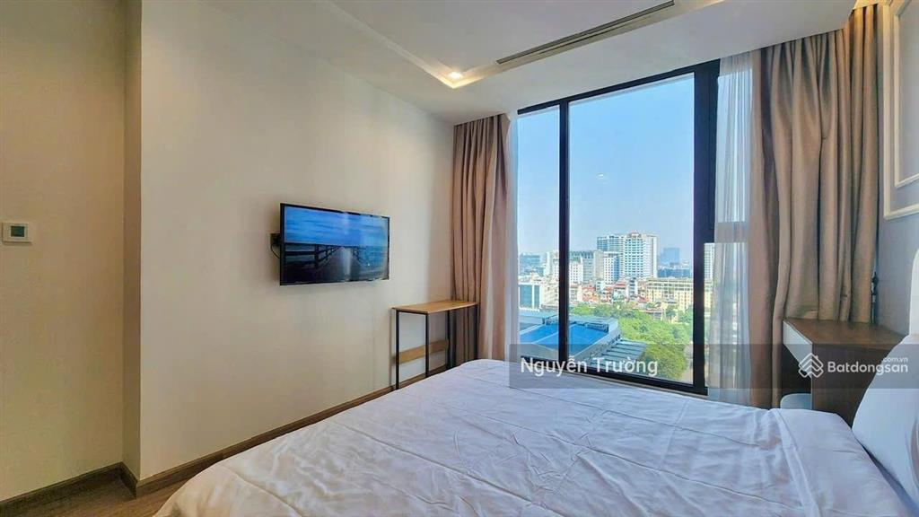 Cần bán căn hộ tại vinhomes metropolis  liễu giai, giá 8,9 tỷ, 45m2, 1pn, 1wc, full đồ đẹp