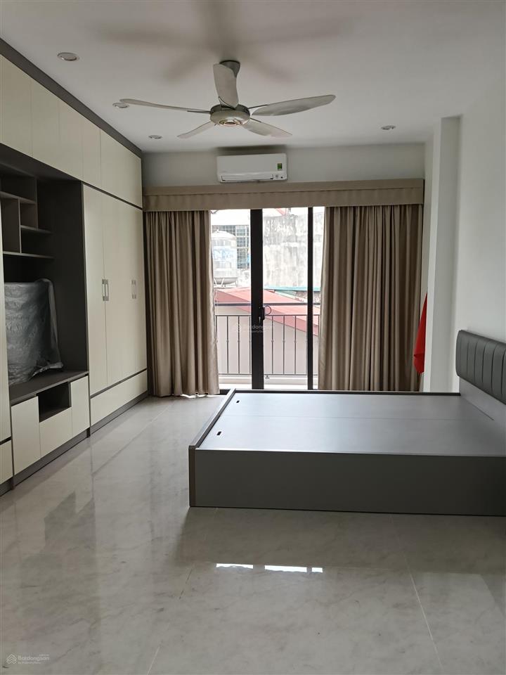 Cho thuê nhà ngõ 70 phố ngọc hà,ba đình, dt 62m2 x6 tầng,thang máy, mặt tiền 4,5m, giá 38tr/1 thang