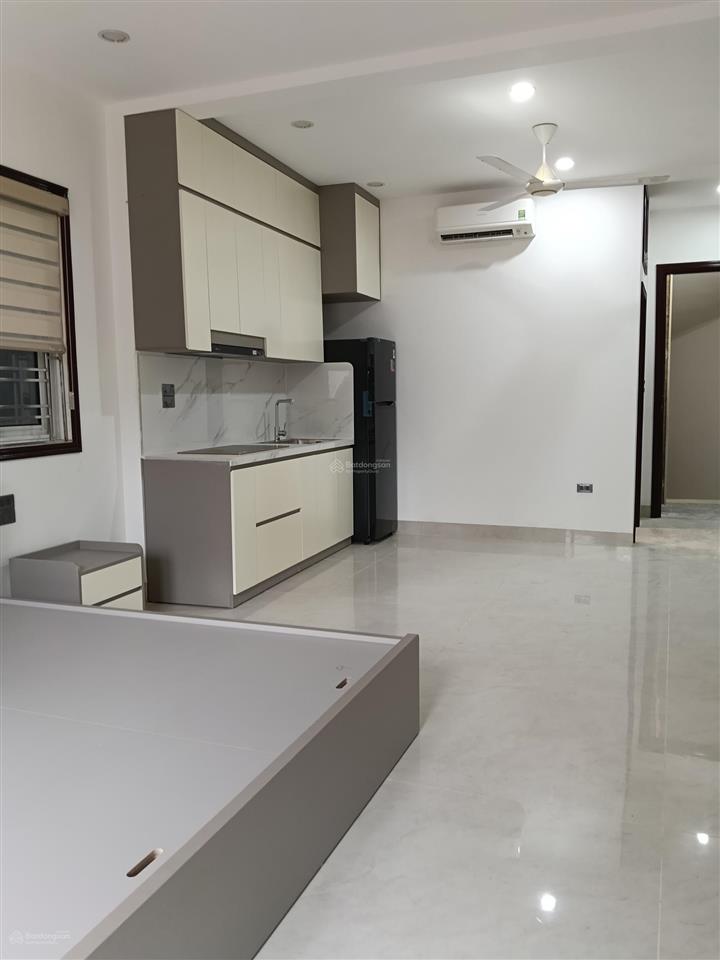 Cho thuê nhà ngõ 70 phố ngọc hà,ba đình, dt 62m2 x6 tầng,thang máy, mặt tiền 4,5m, giá 38tr/1 thang