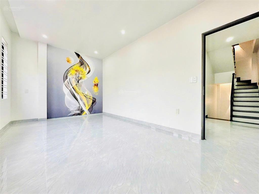 Nhà 3 tầng hậu giang, quận 6, ngang 6m, giá 2 tỷ nhỏ giọt thương lượng