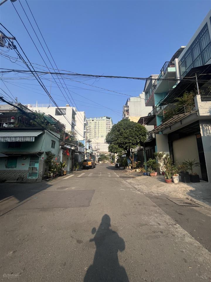 Bán nhà tây lân, bình tân, 6x10m, 3pn hxh 7m, chưa tới 5 tỷ, shr