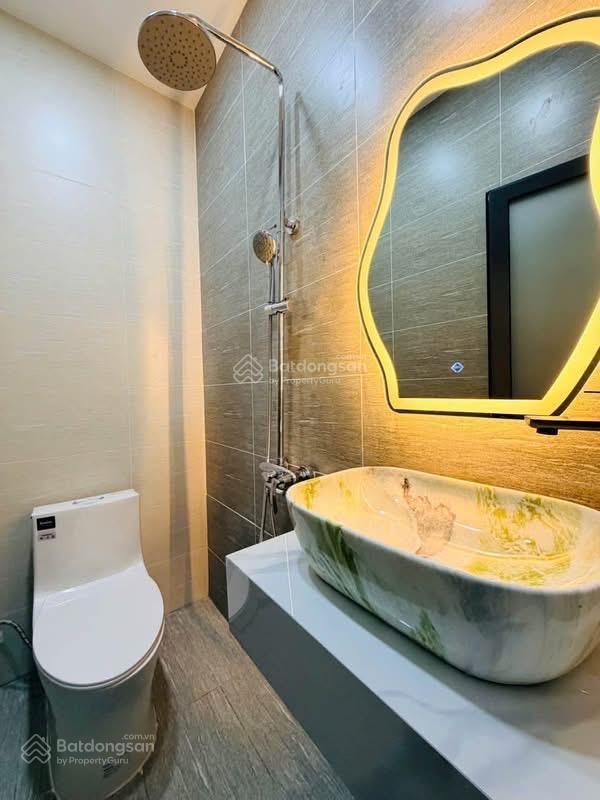 Bán nhà gần hương lộ 2, bình trị đông, bình tân, ngang 4.2m, 3pn, hxh, chỉ 5 tỷ