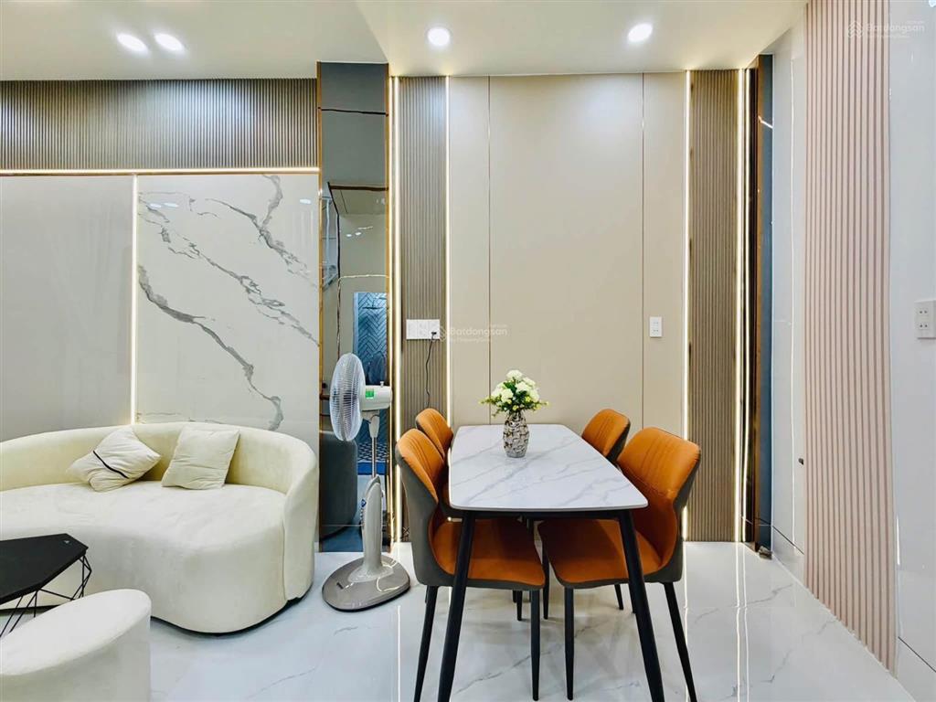 Bán nhà đường tên lửa , bình trị đông, bình tân, hxh, chỉ 2.7 tỷ, shr, ko qh