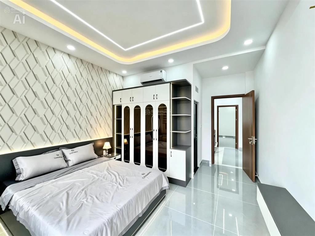 Bán nhà tên lửa, bình trị đông, bình tân, 4pn, 5 tầng, hxh, chỉ 5 tỷ