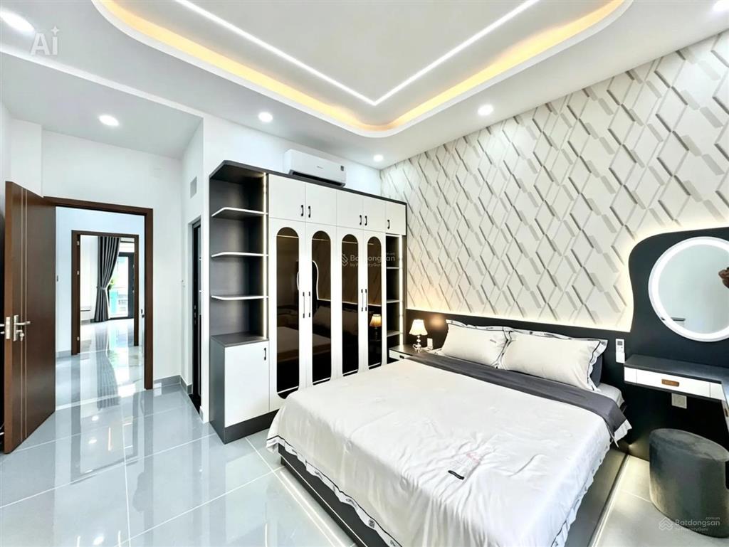 Bán nhà tên lửa, bình trị đông, bình tân, 4pn, 5 tầng, hxh, chỉ 5 tỷ