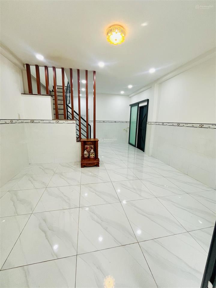 Bán nhà lê văn quới, bình trị đông, bình tân, 32m2, chỉ 2,68 tỷ, shr, ko qh