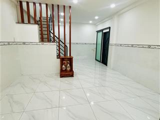 Bán nhà lê văn quới, bình trị đông, bình tân, 32m2, chỉ 2,68 tỷ, shr, ko qh
