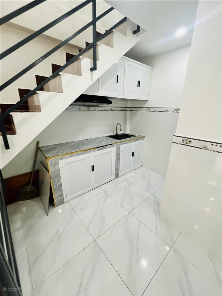 Bán nhà lê văn quới, bình trị đông, bình tân, 32m2, chỉ 2,68 tỷ, shr, ko qh