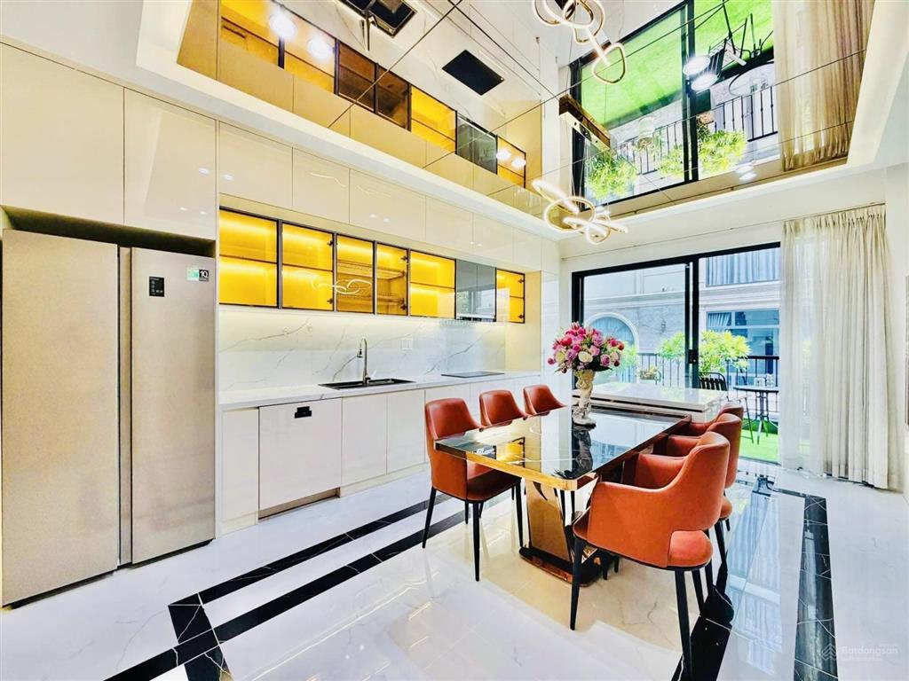 Bán nhà hương lộ 2, bình trị đông, bình tân, 62m, 5 tầng, hxh, chỉ 6.x tỉ ( x tiểu học )