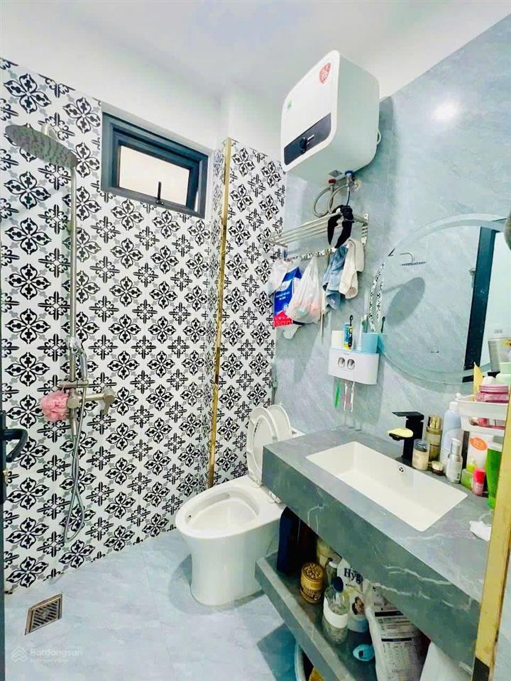 Nhà bình long, bhh bình tân, ngang 5.5m rộng rãi thoáng mát, giá 3 tỷ thương lượng