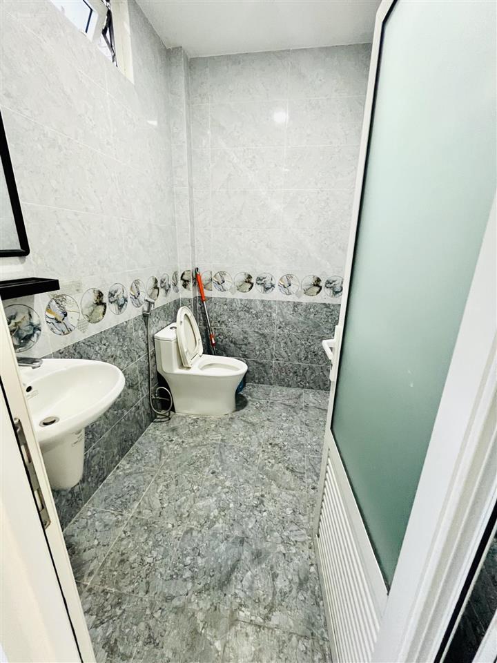 Bán nhà lê trọng tấn, bình hưng hòa, bình tân, 83m2, có pn trệt, 3 tầng, hxh, chỉ 6. x tỷ