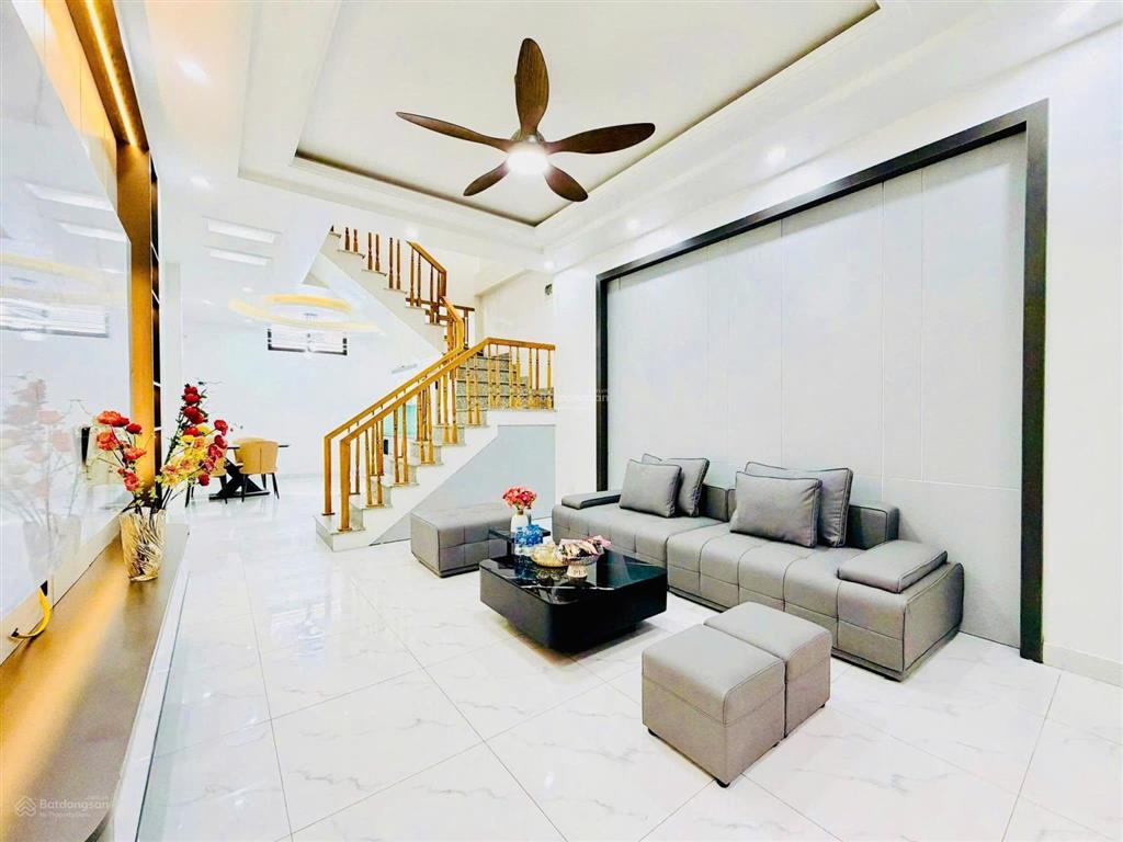 Bán nhà 3 tầng bình long, bhha, 3pn giá chỉ 2 tỷ thương lượng
