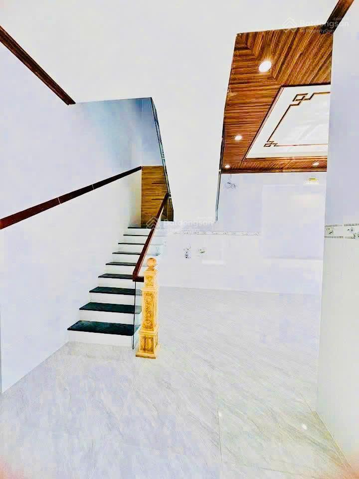 Bán nhà lê văn quới, bình tân, 61m2 ngang 9m, giá 4 tỷ 75 tl mạnh