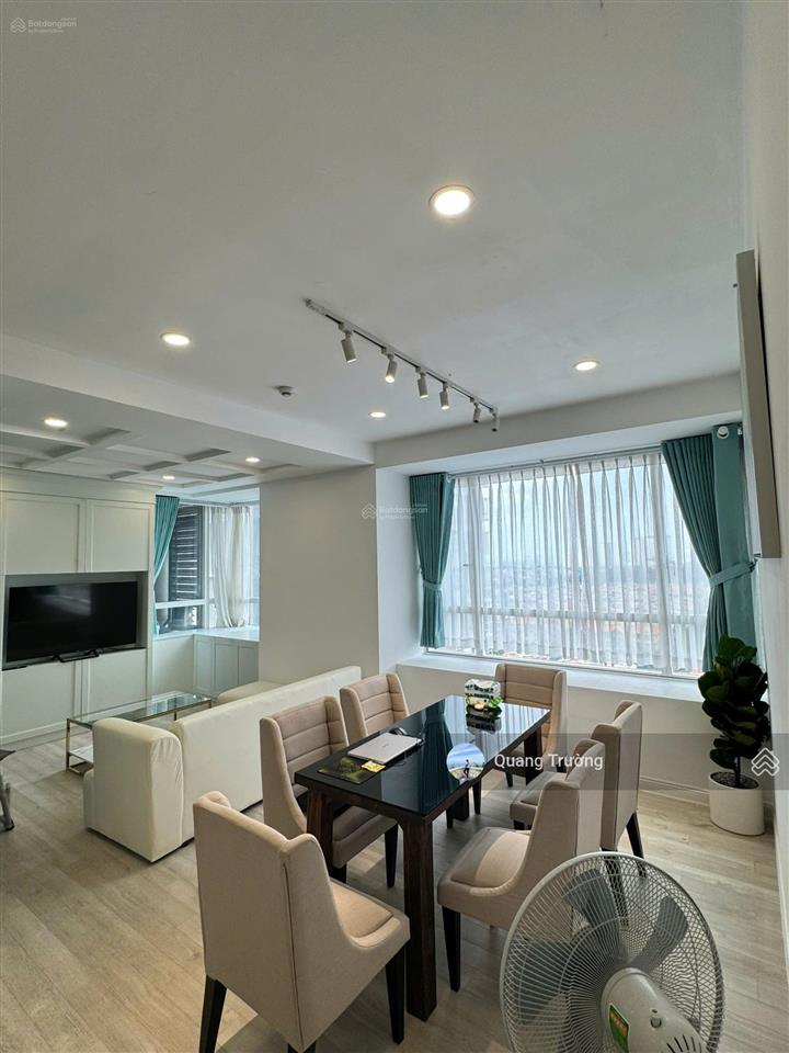 Bán sunrise city 3pn, 2wc 97m2 giá 7,9 tỷ full nội thất