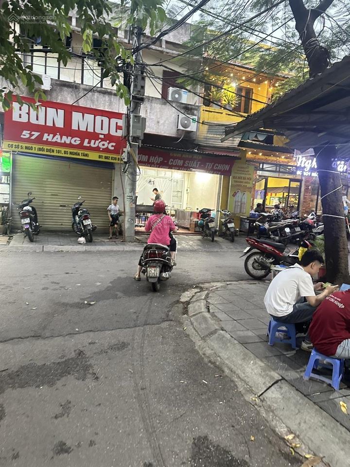 Chính chủ bán nhà tầng 1 nghĩa tân b6 giá 10,2 tỷ, lô góc dt 101m2, mt 20m, kinh doanh tốt