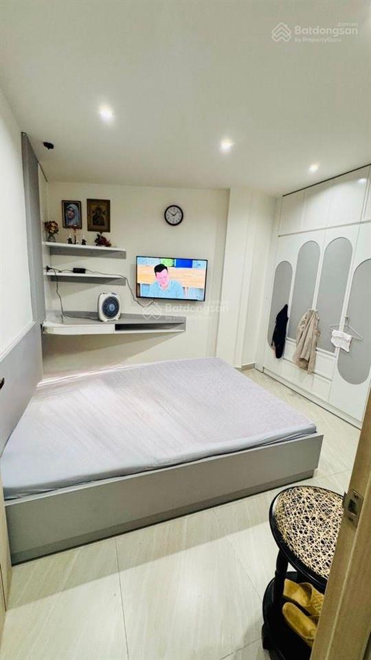 Nhà 3 tầng đúc full nội thất hẻm 3 m ngang 7.7m  4 pn  nhỉnh 9 tỷ