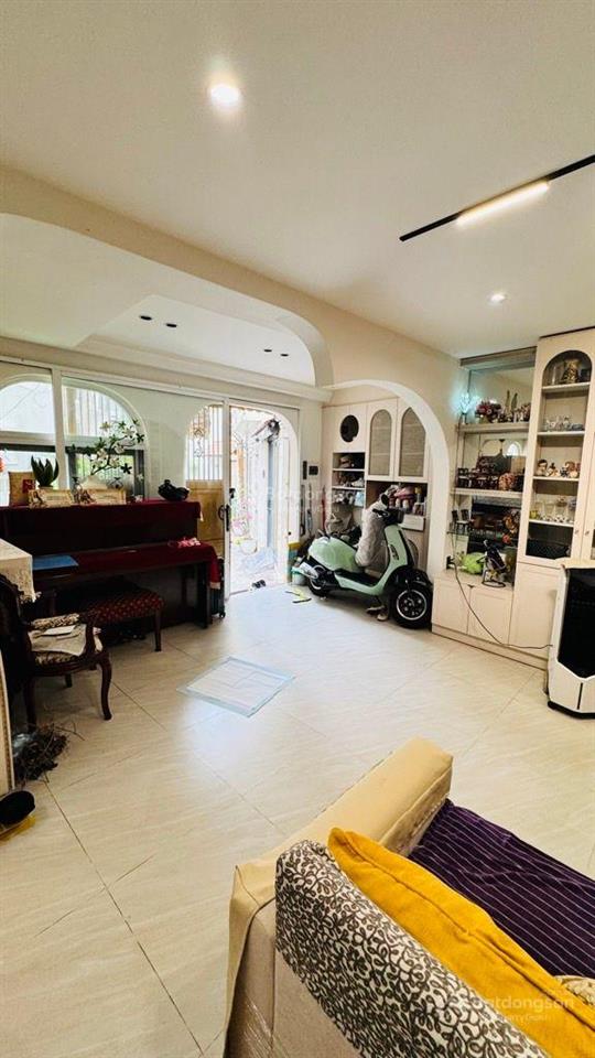 Nhà 3 tầng đúc full nội thất hẻm 3 m ngang 7.7m  4 pn  nhỉnh 9 tỷ