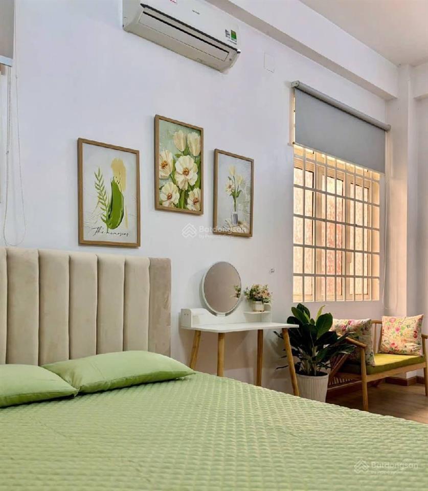 Nhà nguyễn đình chính phú nhuận  ngang 6m hiếm  có dòng t.iền  11.x tỷ