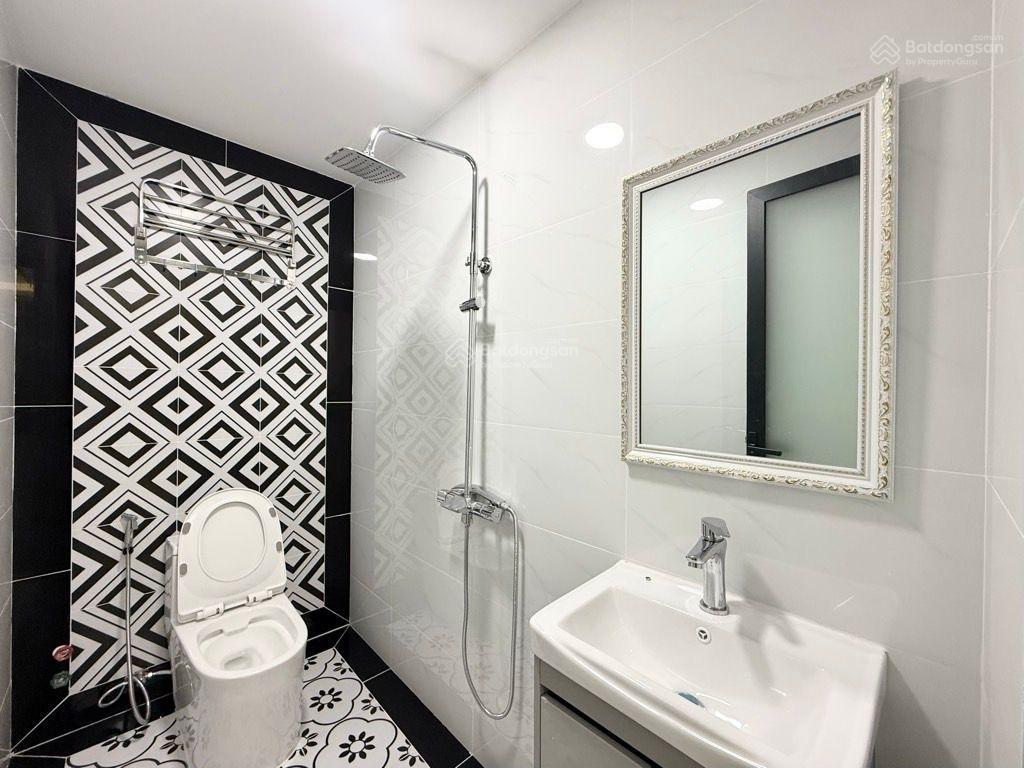 Nhà mới 4 tầng hxh thích quảng đức pn  3pn  4wc  full nt  8.3 tỷ