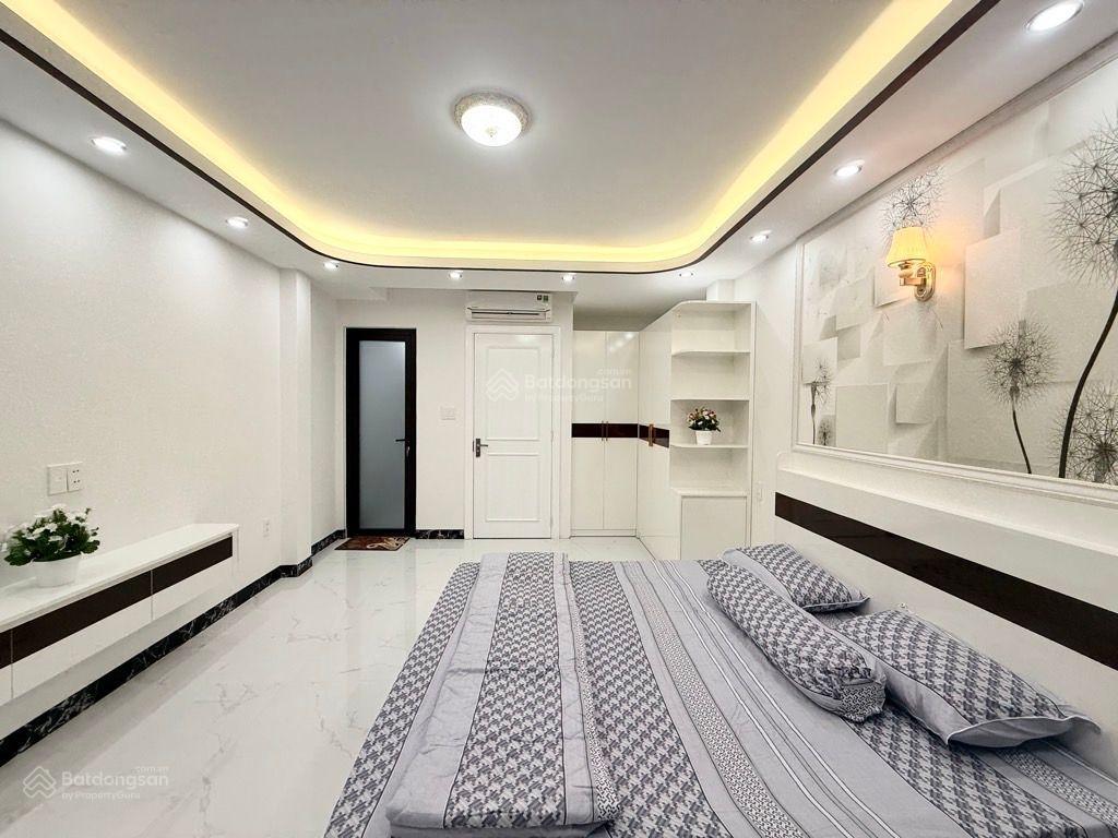 Nhà mới 4 tầng hxh thích quảng đức pn  3pn  4wc  full nt  8.3 tỷ