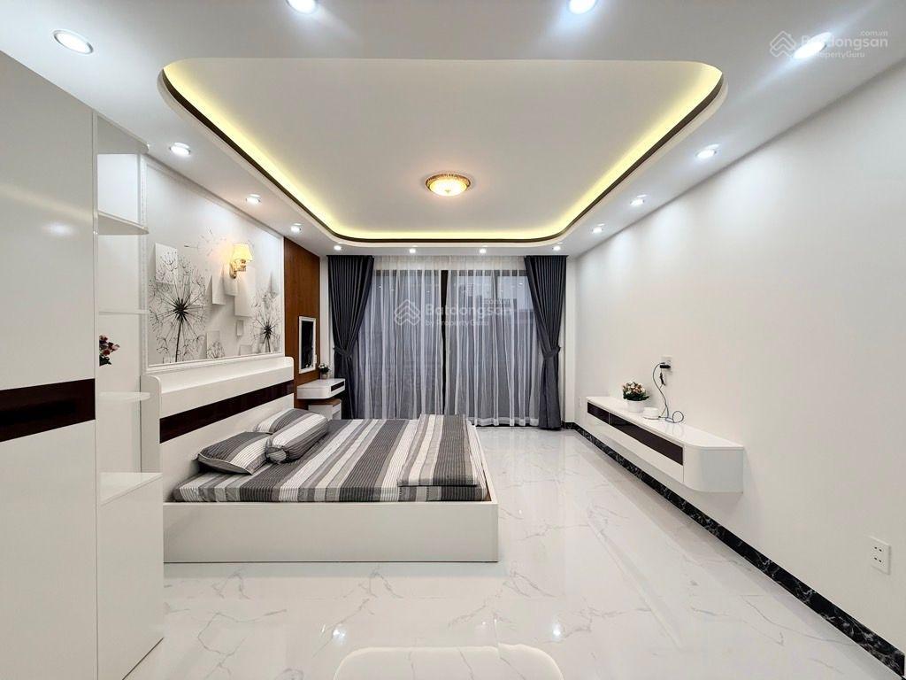 Nhà mới 4 tầng hxh thích quảng đức pn  3pn  4wc  full nt  8.3 tỷ