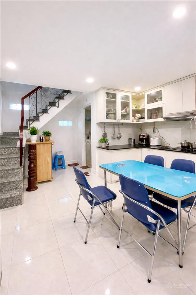 Khu vip phú nhuận  hẻm xe hơi vài bước ra mặt t.iền  4.5*10m  4 pn  nhỉnh 10 tỷ xíu