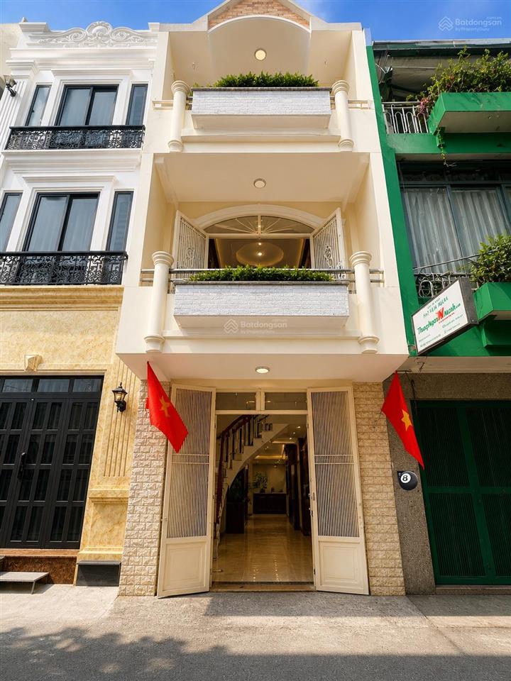 Nhà 3 tầng đối diện công viên tầm vu, bình thạnh  ngang 4 m  4 pn  nhỉnh 7 tỷ