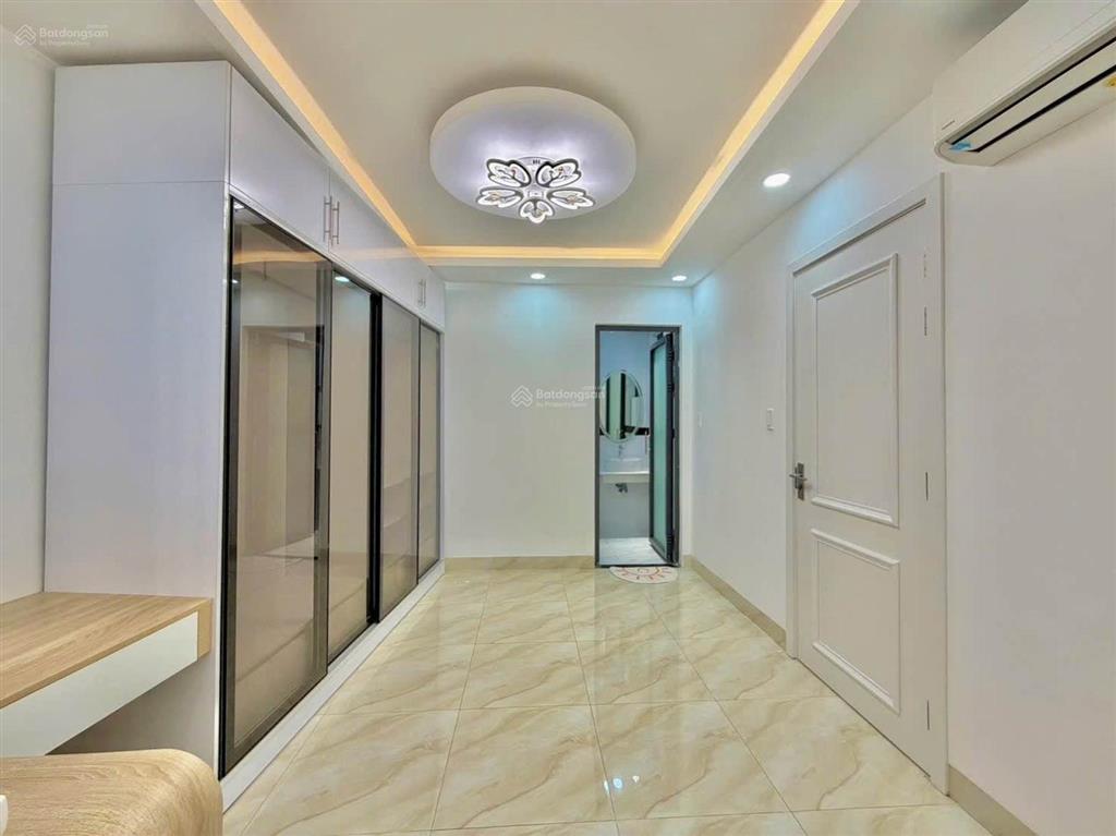 Nhà 5 tầng đẹp p. 5 bình thạnh  ngang 6 m  nhỉnh 6 tỷ