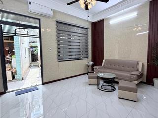 Nhà mới đẹp tt phú nhuận  ngay trục đường chính phan đăng lưu  ngang 4.5m  nhỉnh 5 tỷ