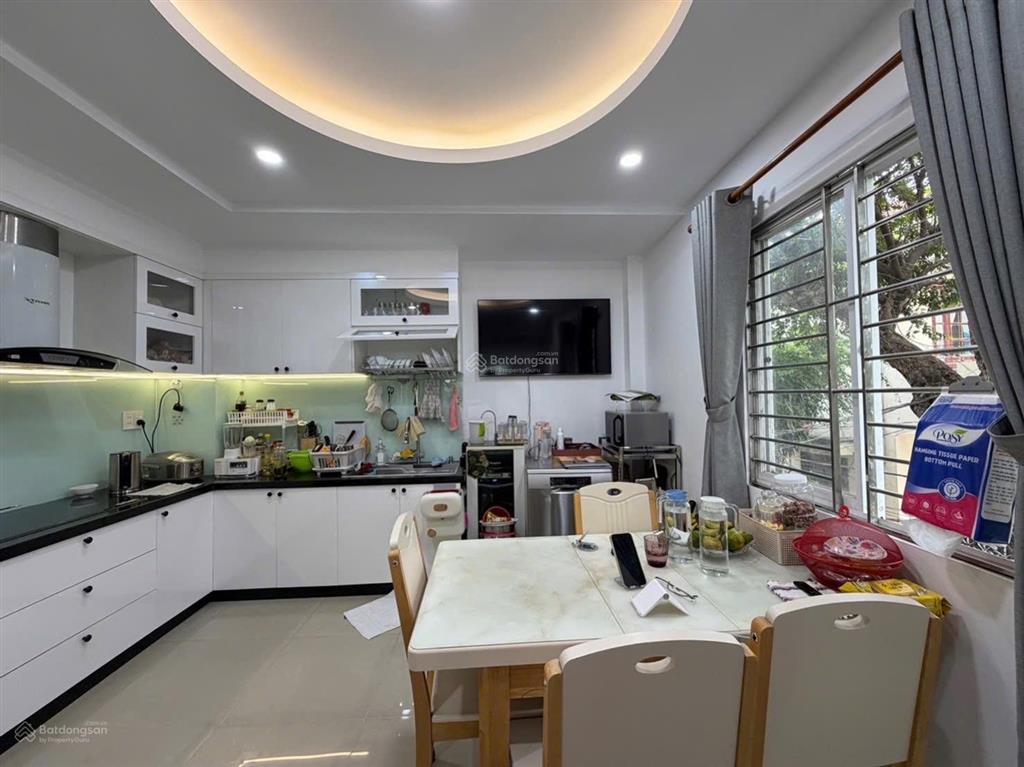 Nhà đẹp phan xích long hẻm xe hơi căn góc 2 mặt thoáng 9.xtỷ