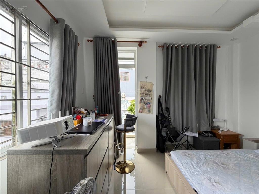 Nhà đẹp phan xích long hẻm xe hơi căn góc 2 mặt thoáng 9.xtỷ