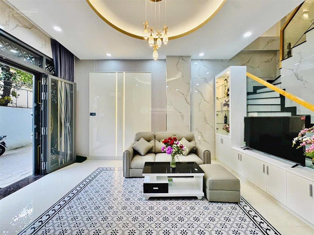 Nhà mới đẹp hxh tới cửa lê quang định, bình thạnh  4 tầng btct  ngang 4.3 m  nhỉnh 8 tỷ